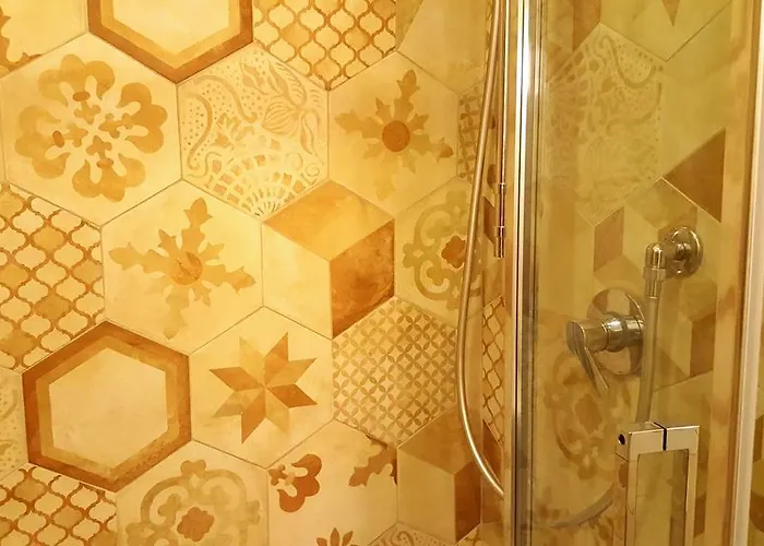 Oda ve Kahvaltı Arco Di Gallieno 4*